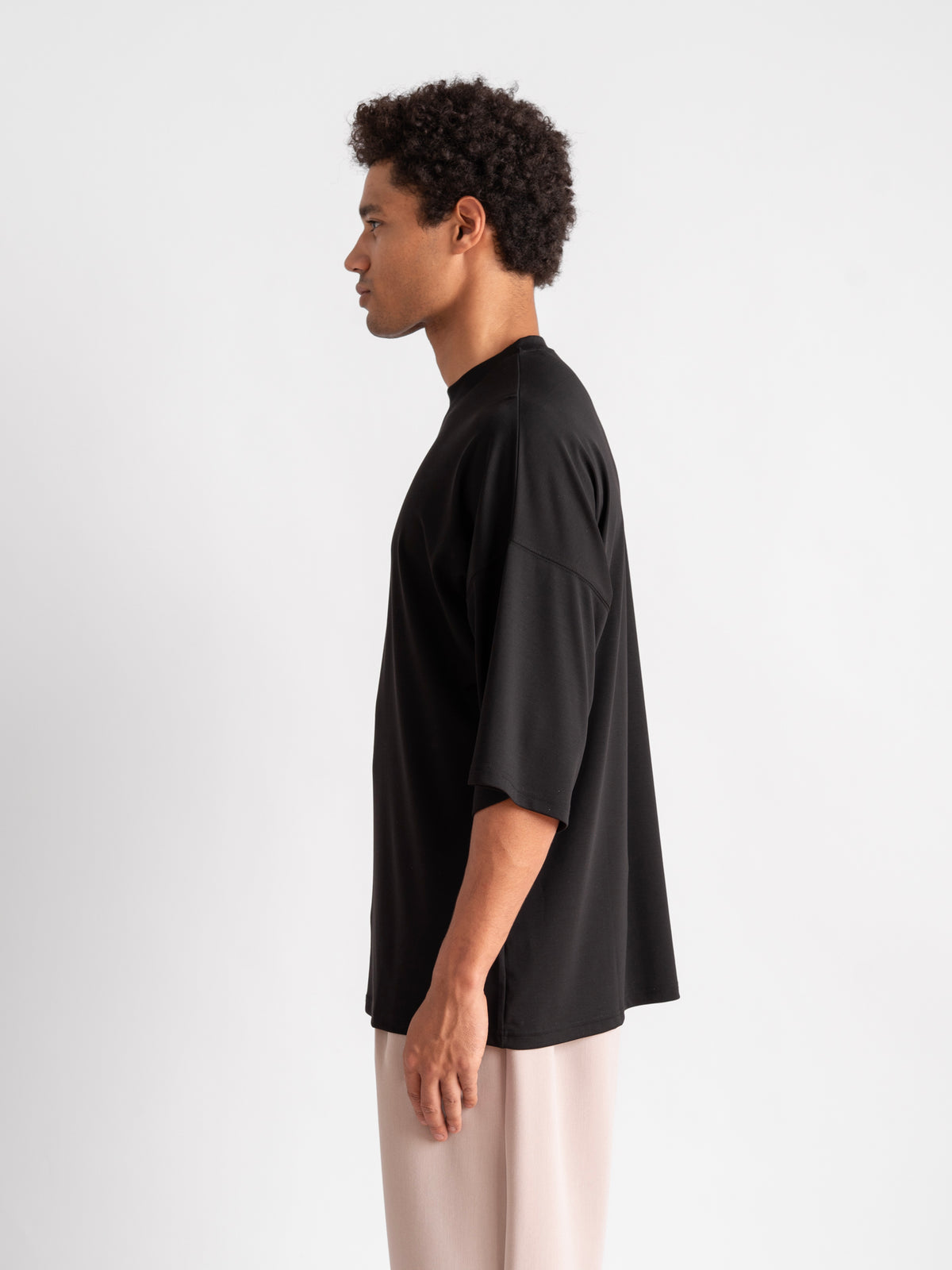 Oversized Drop Shoulder Black-3