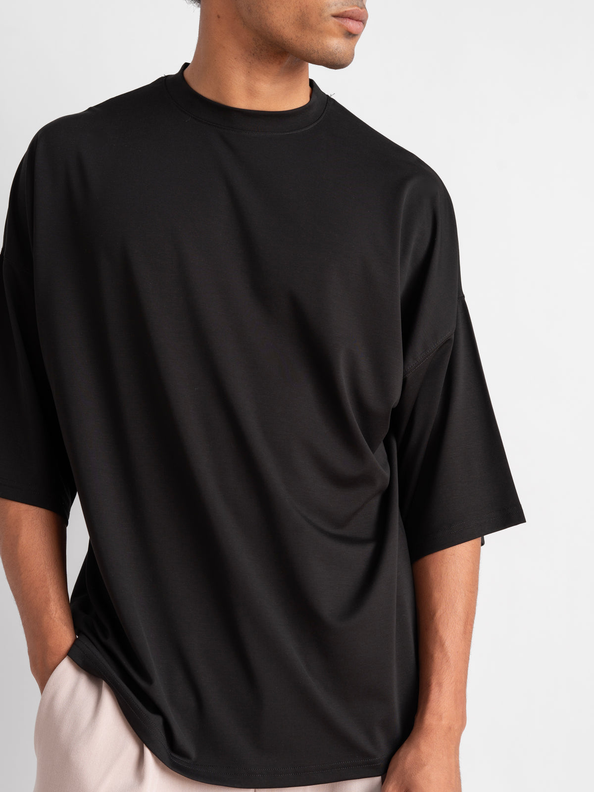 Oversized Drop Shoulder Black-2