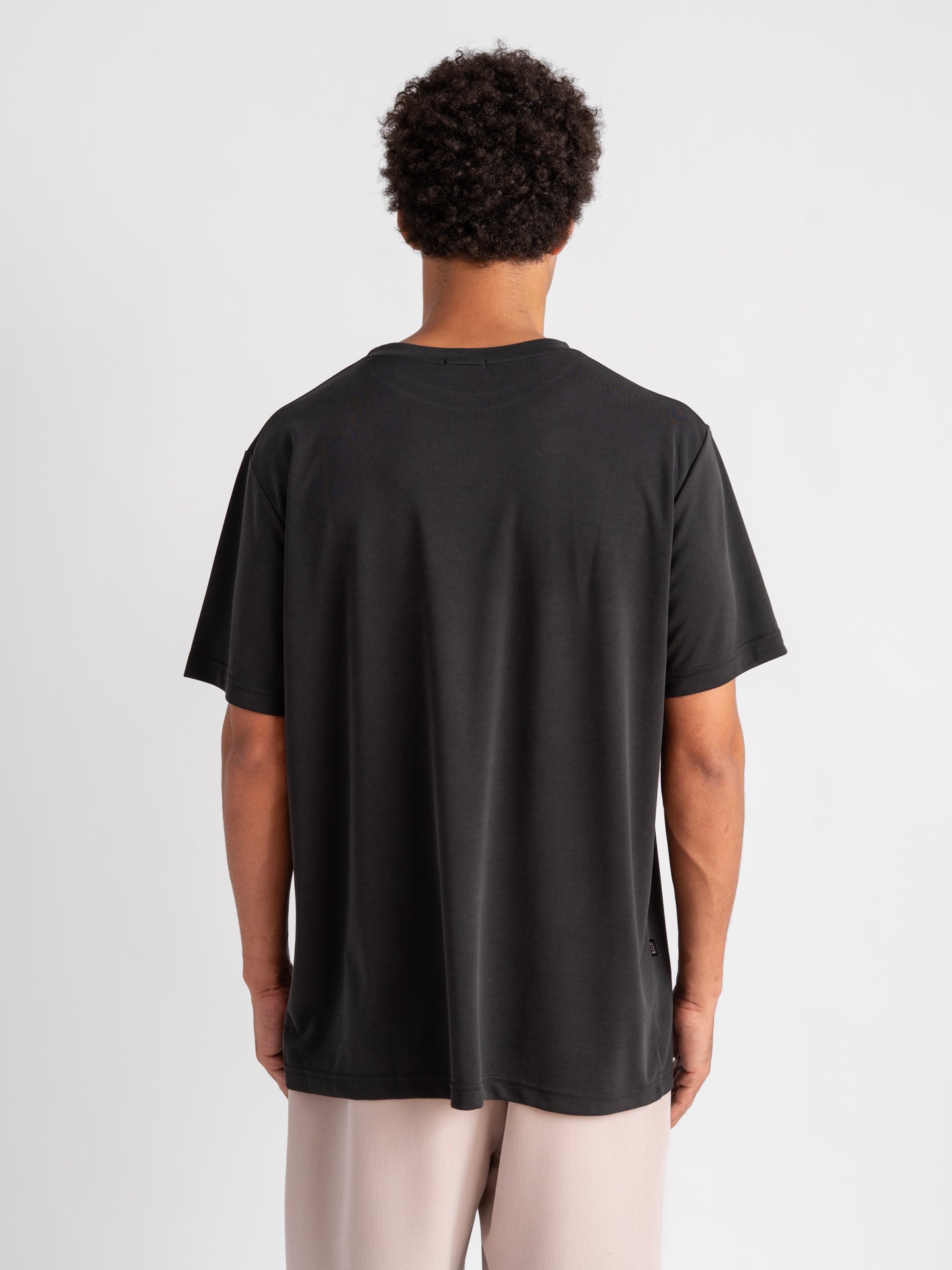 Cupro Black-4