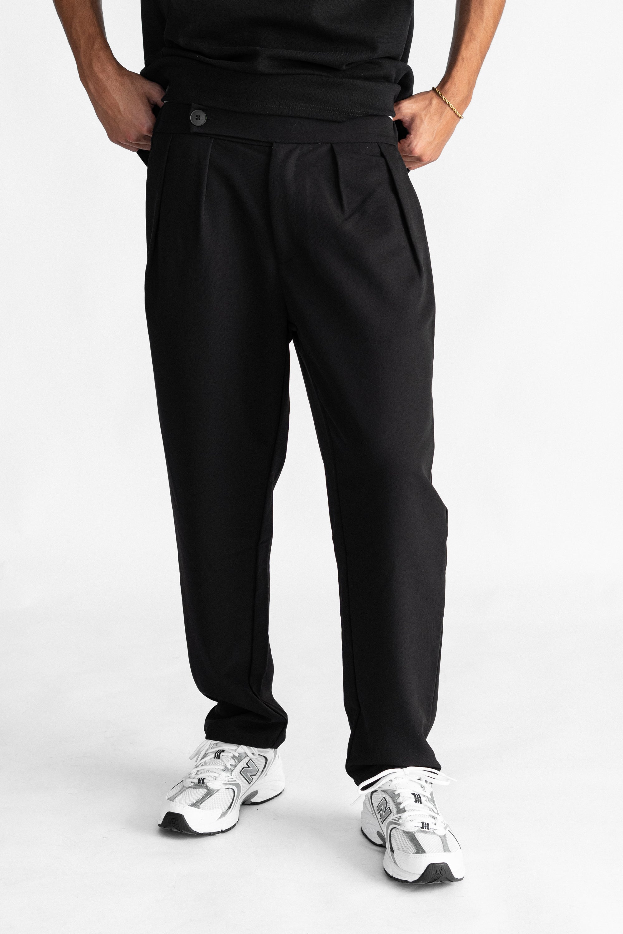 Noe Relaxed Fit Black-3