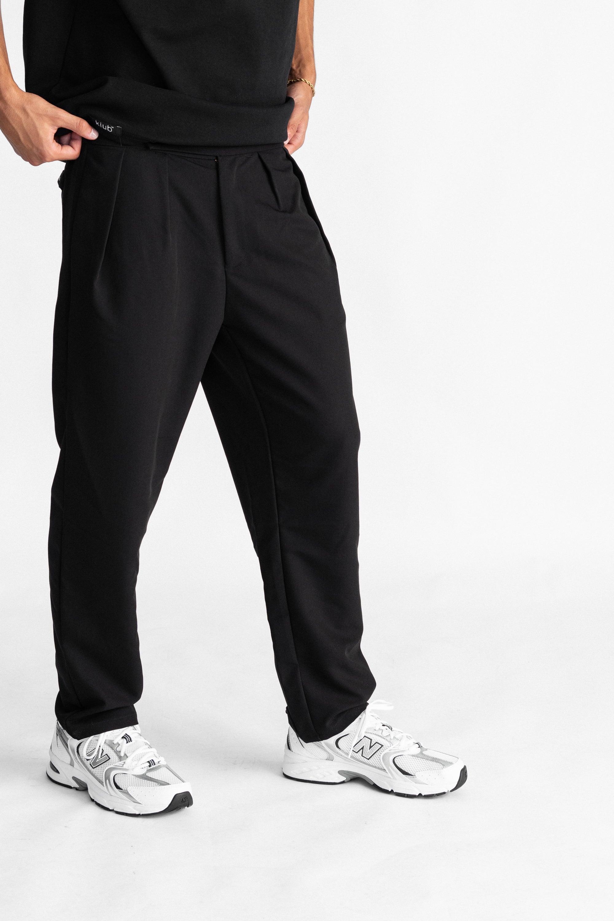 Noe Relaxed Fit Black-5